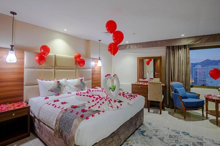 Rose Al Medina Otel Dış mekan fotoğraf